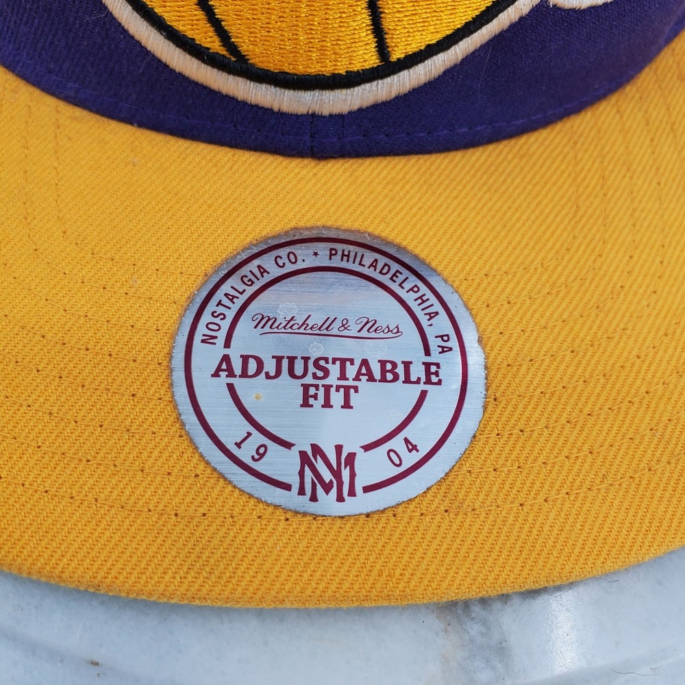 Mitchell & Ness Los Angeles Lakers Snapback Hat Purple Yellow Hardwood Classics - Picture 8 of 13